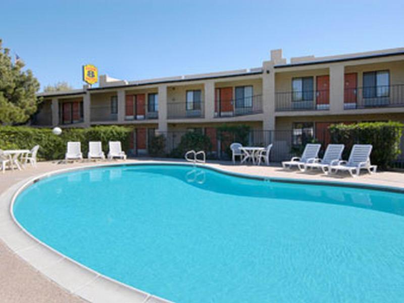 Super 8 By Wyndham Barstow Hotel Съоръжения снимка