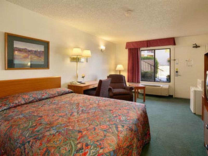 Super 8 By Wyndham Barstow Hotel Екстериор снимка